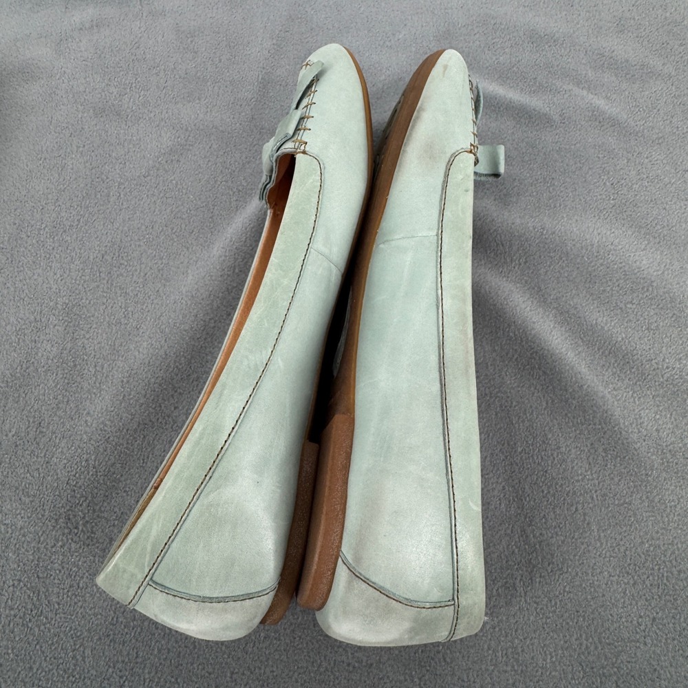 Born Womens 10 EU 42 Leather Ballet Flats Sage Green Bow Comfort Shoes Loafer - Picture 7 of 9